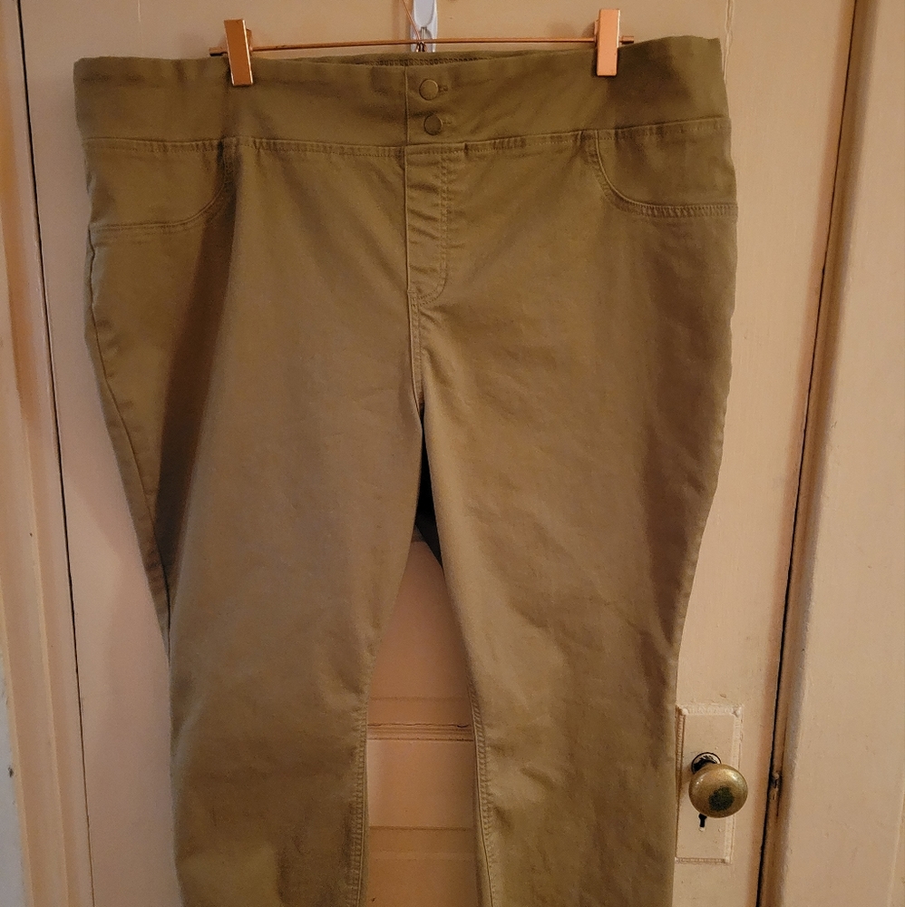 Terra & Sky size 20/22 dark tan